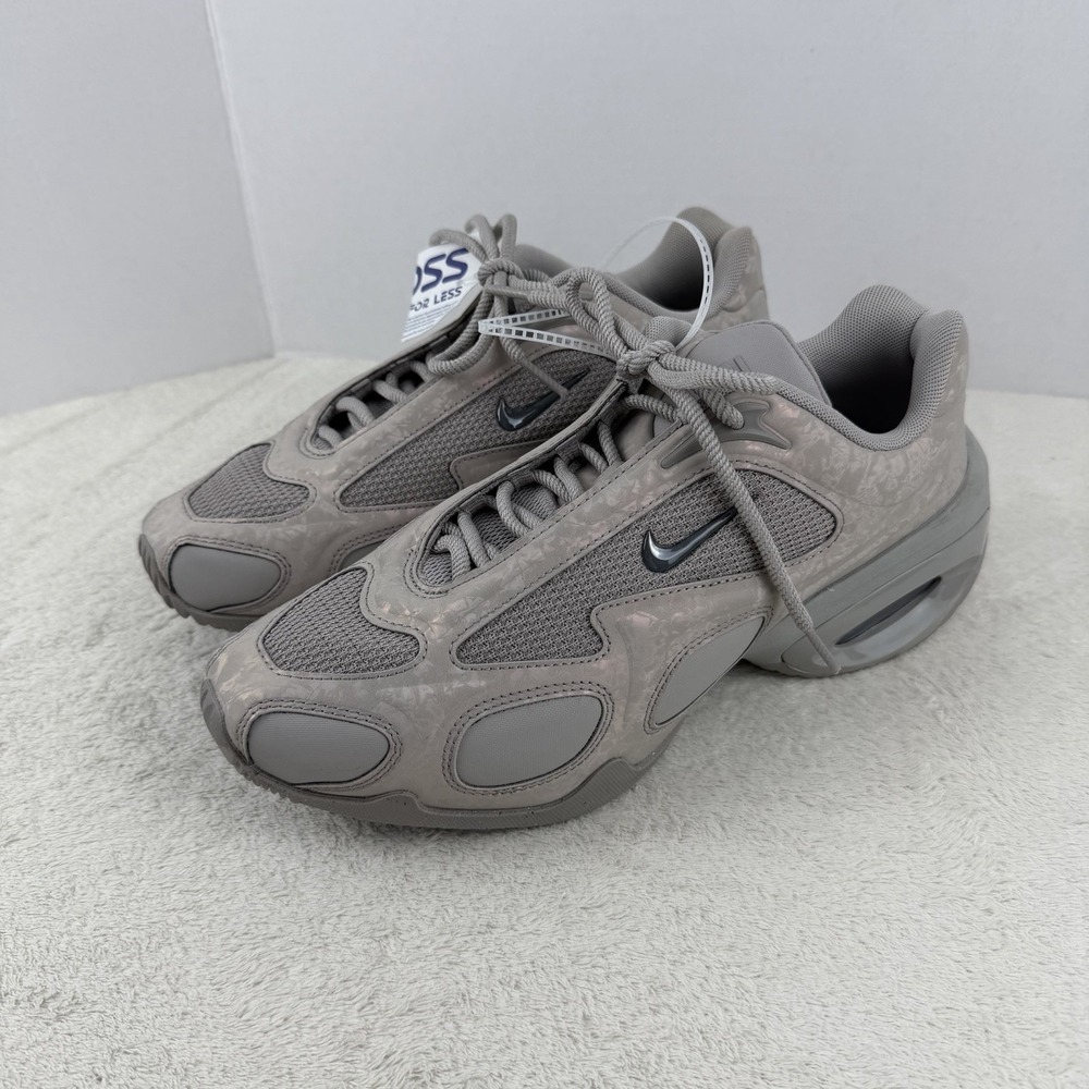 NWT Nike Women's Air Max Muse SE College Grey Metallic Silver HM0750-001 Sz‎ 9.5